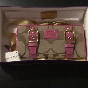 Coach NWT wallet